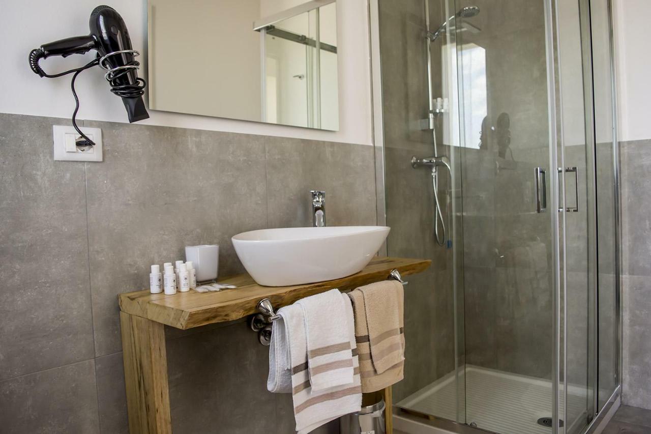 Home Suites Home Salionze Eksteriør billede