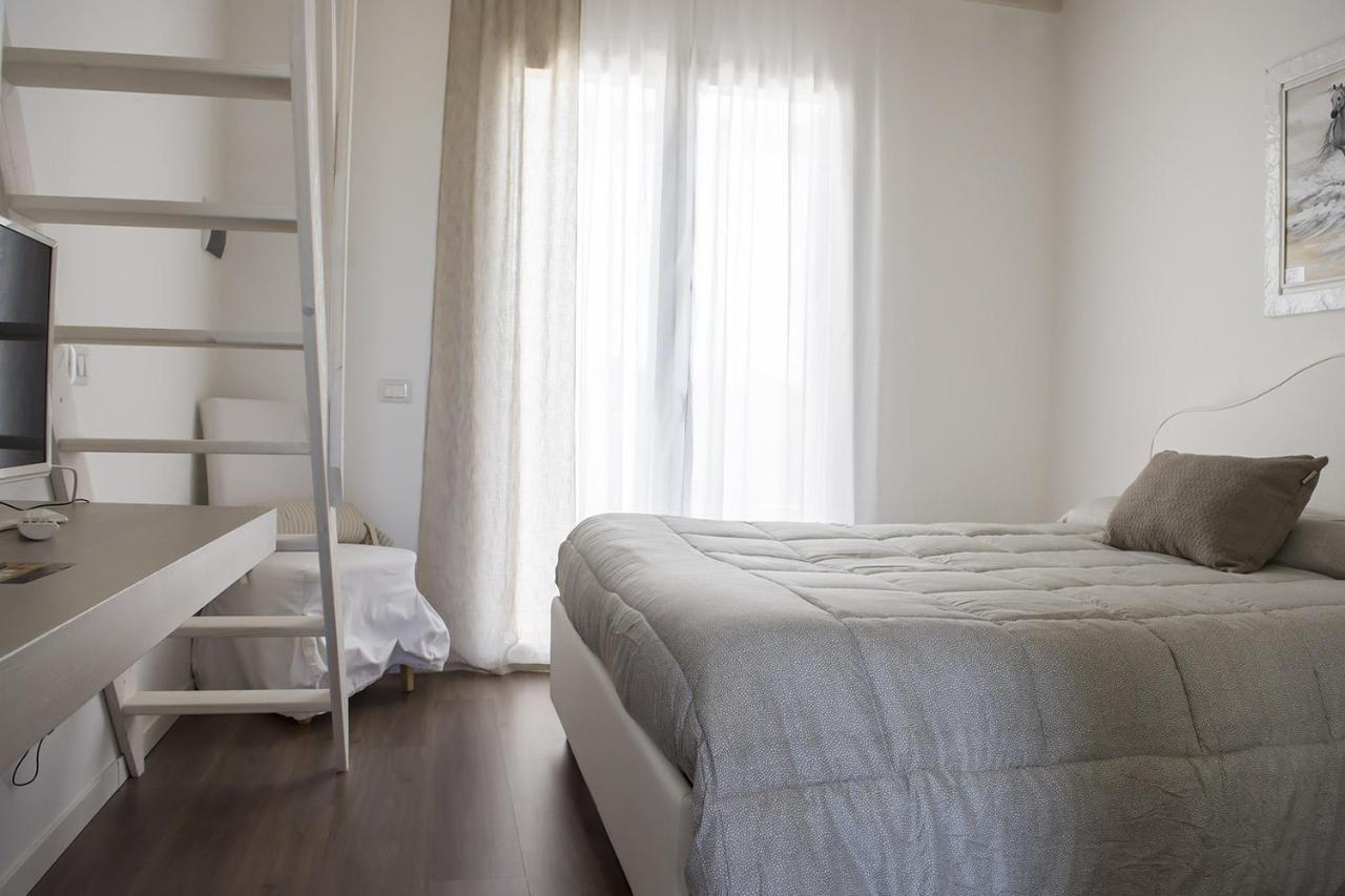 Home Suites Home Salionze Eksteriør billede