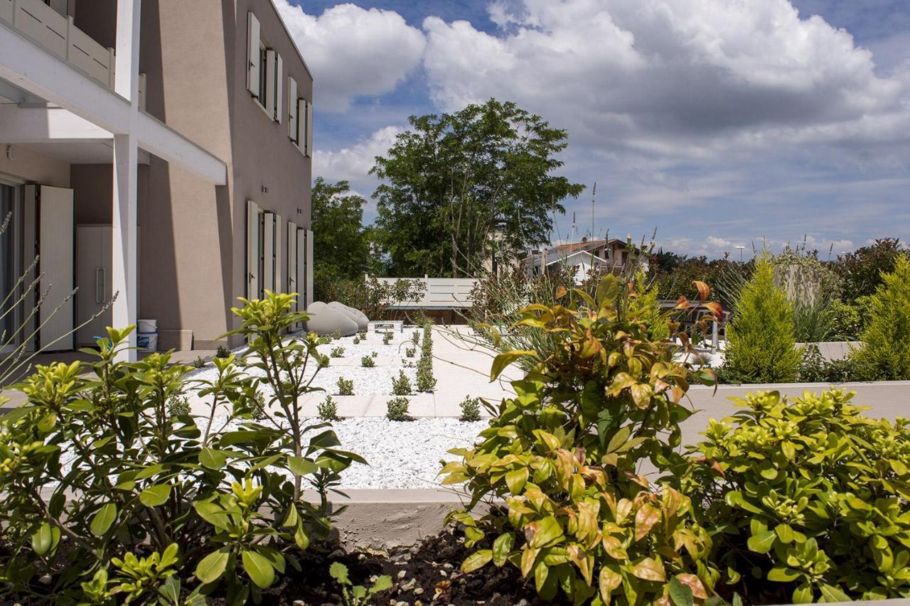 Home Suites Home Salionze Eksteriør billede