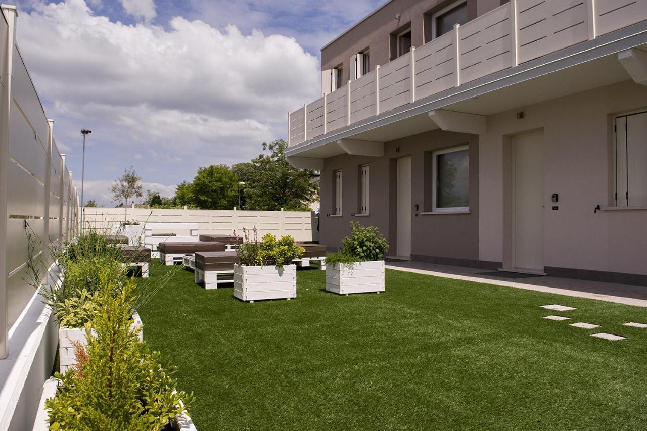 Home Suites Home Salionze Eksteriør billede